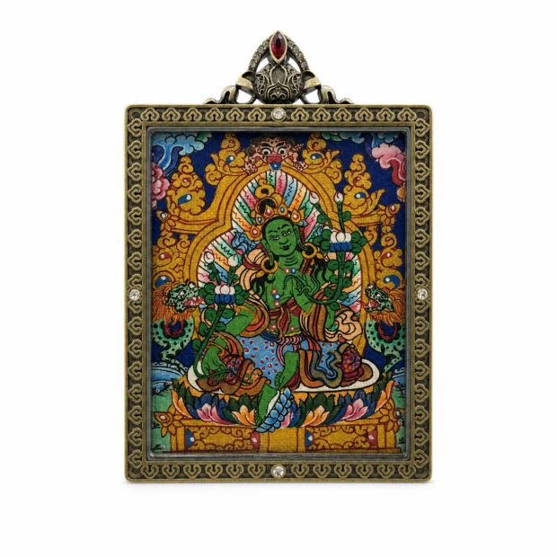 綠身吉祥尊題材隨身唐卡吊墜｜4 × 5 cm｜編號15｜白底正面